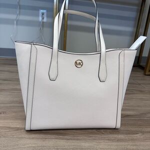 Michael Kors Leida Ivory Tote Bag - NWT